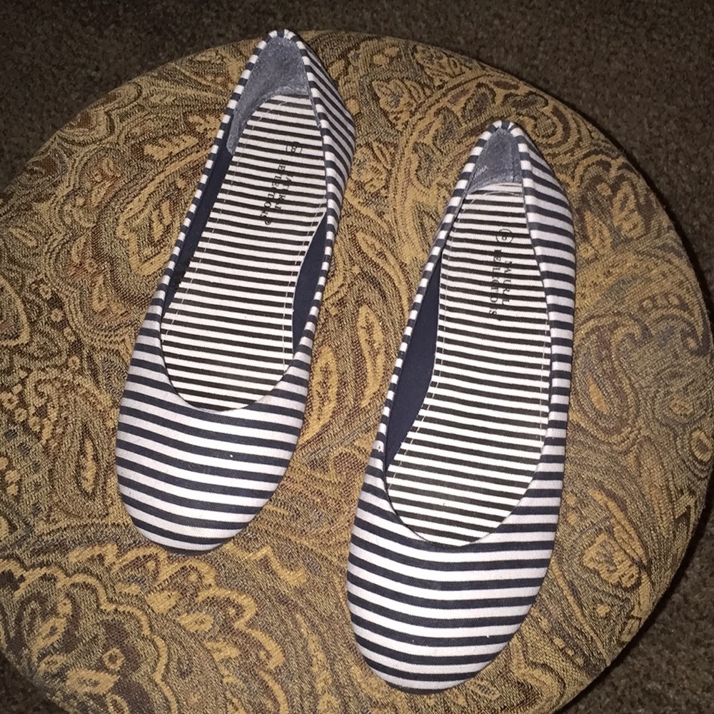 Flats, navy blue/white